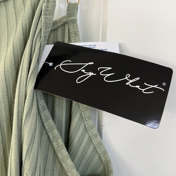 Fitted Light Olive Green Dress - Picture 4 of 4